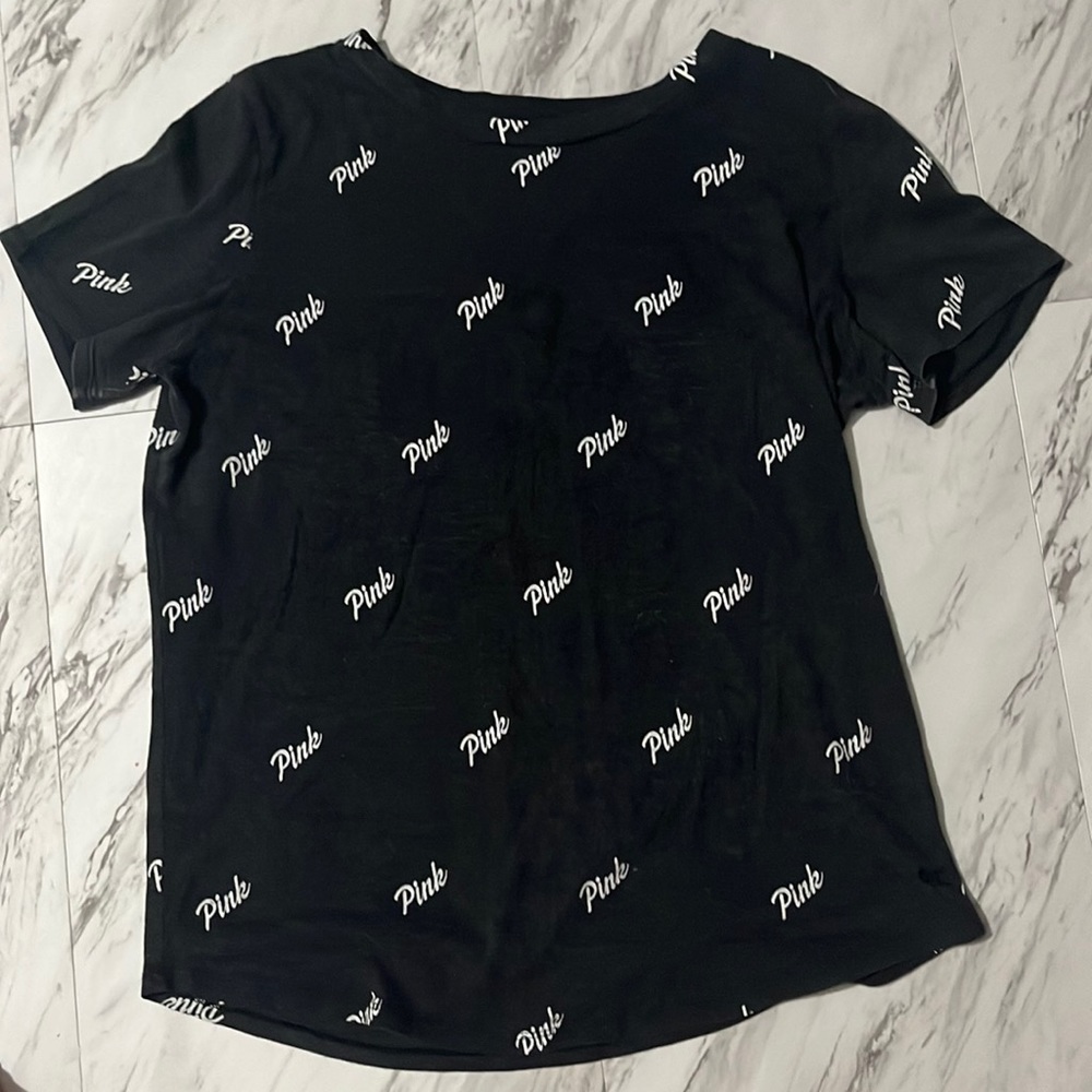 Women’s PINK t-shirt